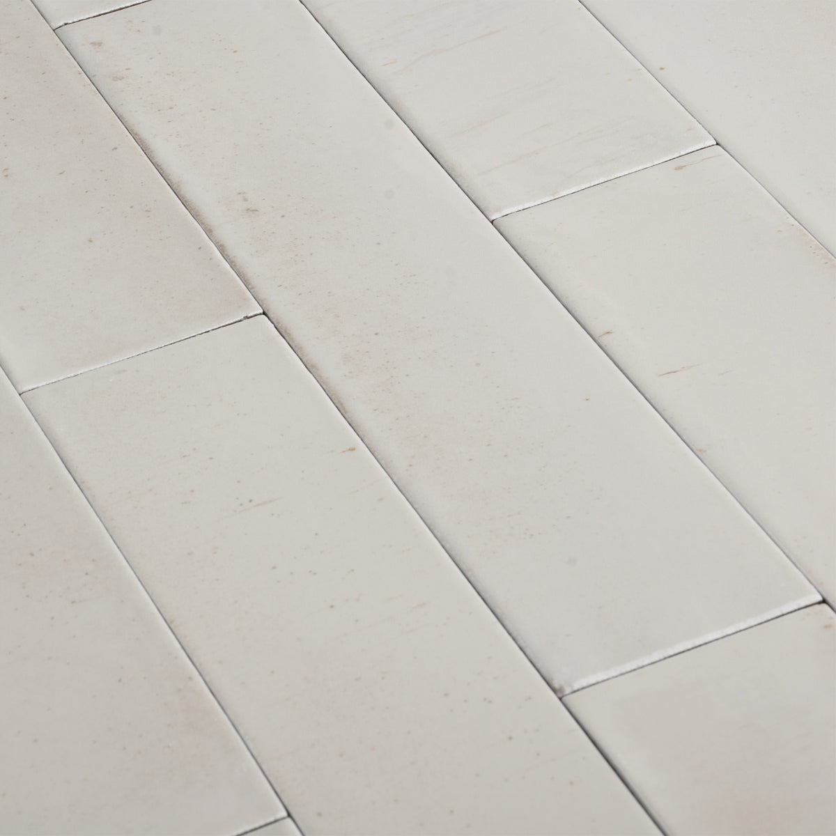 Dwell Pearl Tile