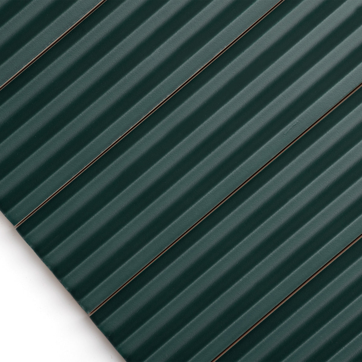 Fluted Emerald Decor Wall Tile