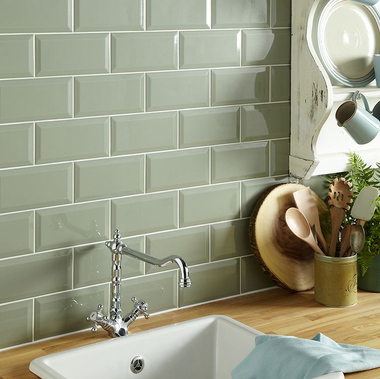 Metro Sage Gloss - Bevelled Green 10 x 20 cm Wall TIles for Bathrooms, Kitchens & Splashbacks, Ceramic